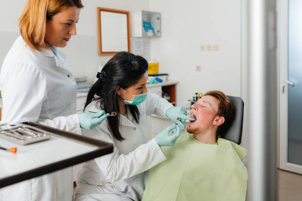 Best Orthodontic Emergency Dentist in Burlington, IA